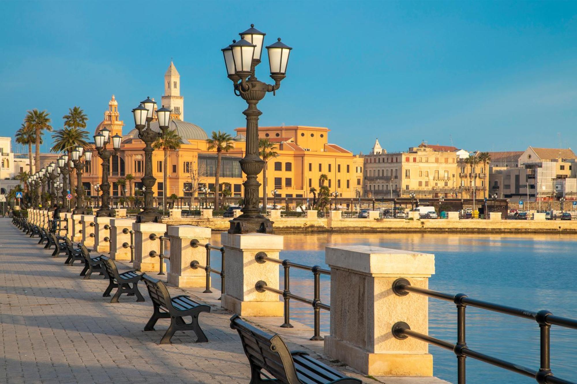 Palace 4* Bari